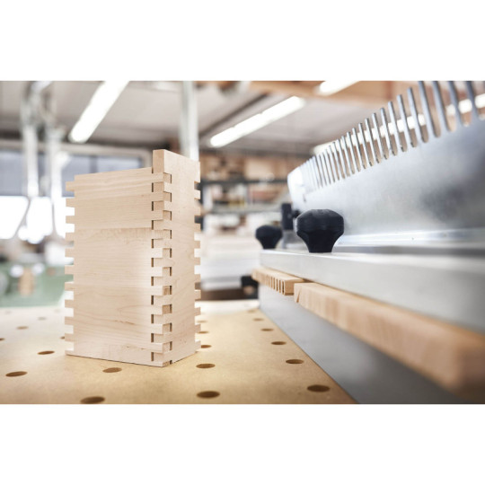 Festool  Frez spiralny do wpust&oacute;w HW z trzpieniem 8 mm HW Spi S8 D10/30 490980